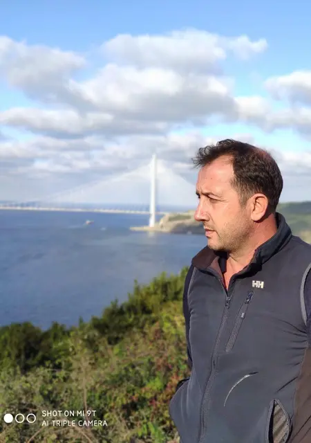 Я Kenan, 50, из Анкары, ищу знакомство для приятного времяпровождения