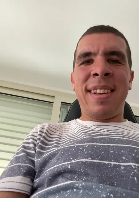 Gianluca из Ачиреале, ищу на сайте постоянные отношения