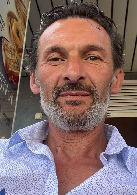 Я Martin, 45, из Бухлоэ, ищу знакомство для приятного времяпровождения