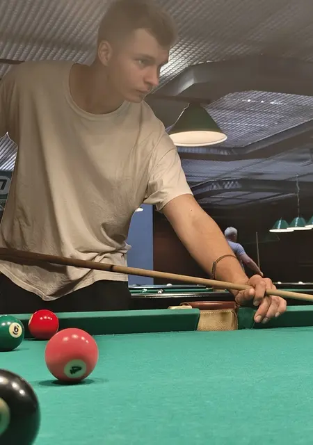 Я Morti, 21, из Могилёва, ищу знакомства на одну ночь