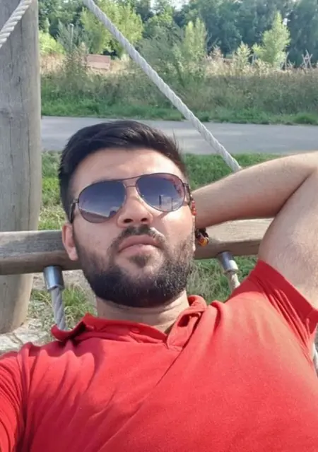 Ahmet из Стамбула, мне 26, познакомлюсь