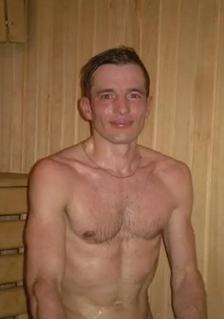 Я Павел, 46, из Таллина, ищу знакомства без обязательств