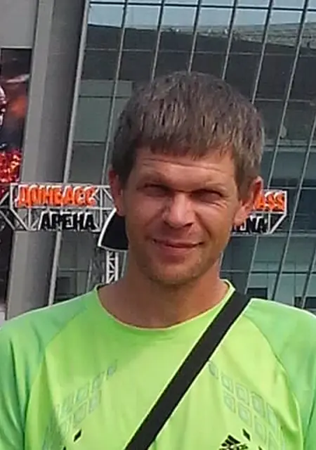 Я Вадим, 47, знакомлюсь без обязательств в Мариуполе