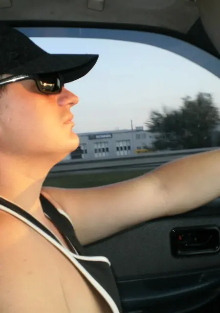 Vova из Харькова, мне 43, познакомлюсь для дружбы