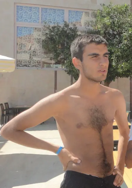 Xxxx из Баку, ищу на сайте вирта