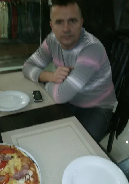 Миша из Ужгорода, ищу на сайте вирта