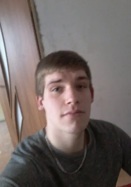 Денис из Таллина, мне 30, познакомлюсь на одну ночь