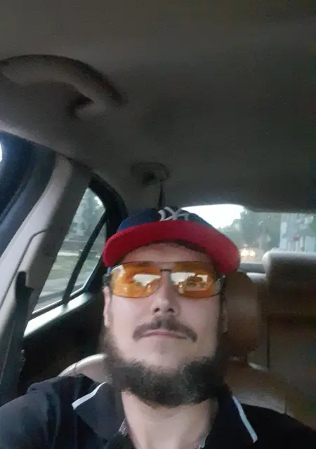 Макс из Николаева, ищу на сайте дружбу