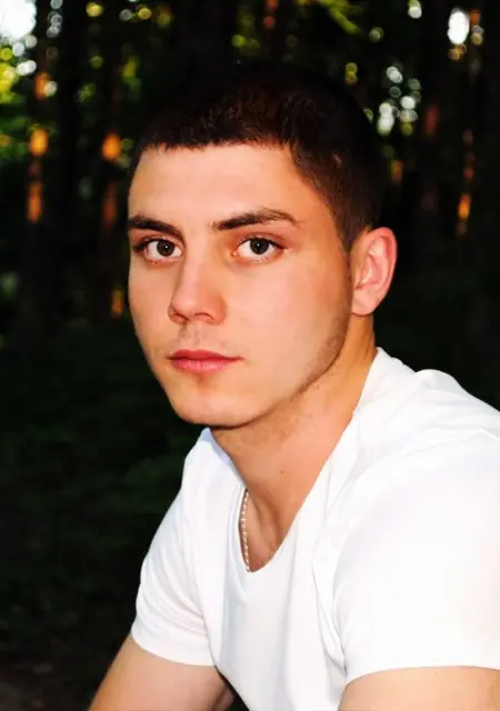 Серьожа из Умани, ищу на сайте знакомства на одну ночь