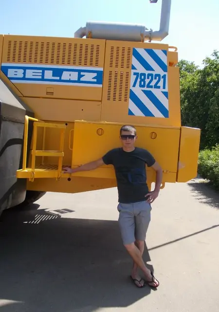 Коля из Слуцка, мне 36, познакомлюсь для общения