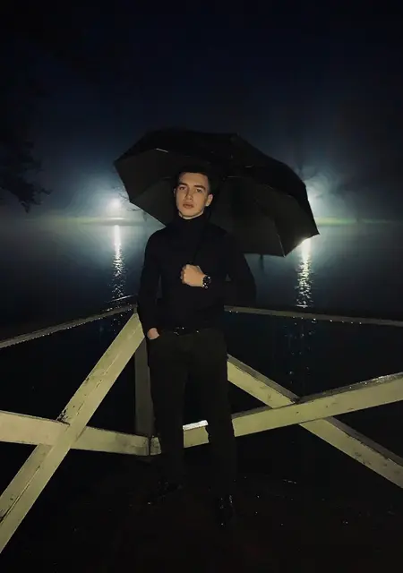 Я Діма, 25 років, знайомлюсь без зобов'язань у Мукачево