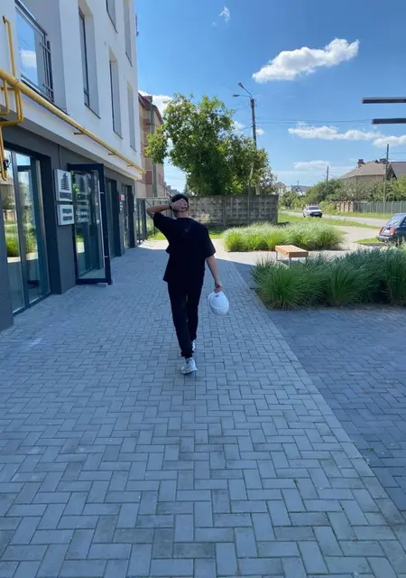 Я Микола, 24, знакомлюсь без обязательств в Ивано-Франковске