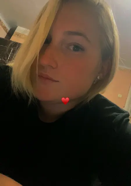 Мирослава из Варшавы, ищу на сайте приятное времяпровождение