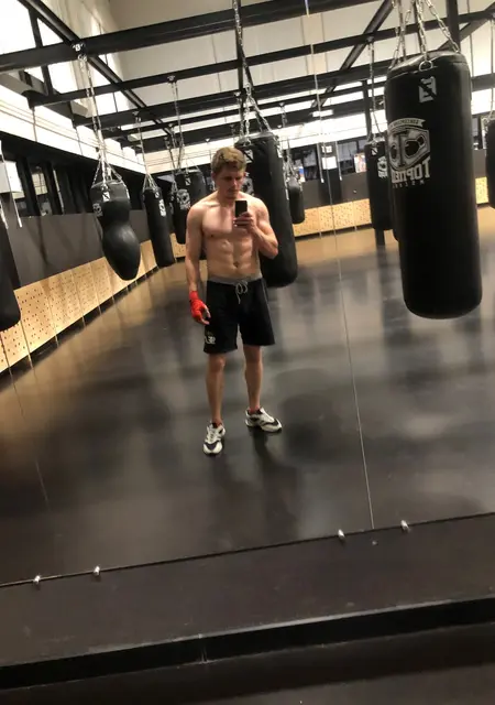 Я Иван, 30, знакомлюсь для дружбы в Могилёве