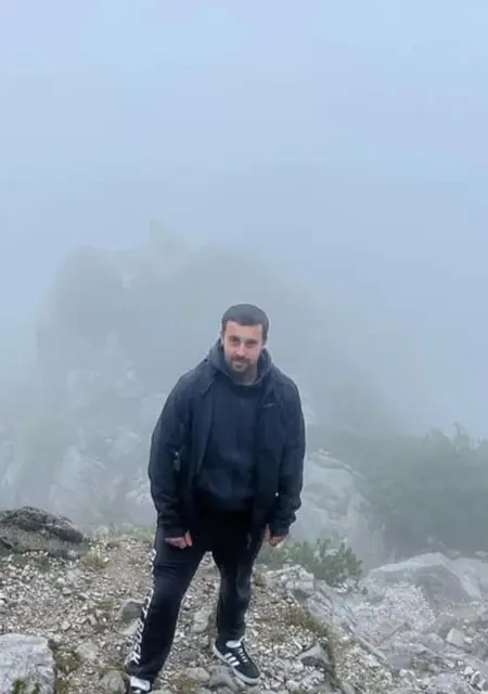 Oleg из Хуста, ищу на сайте знакомства на одну ночь