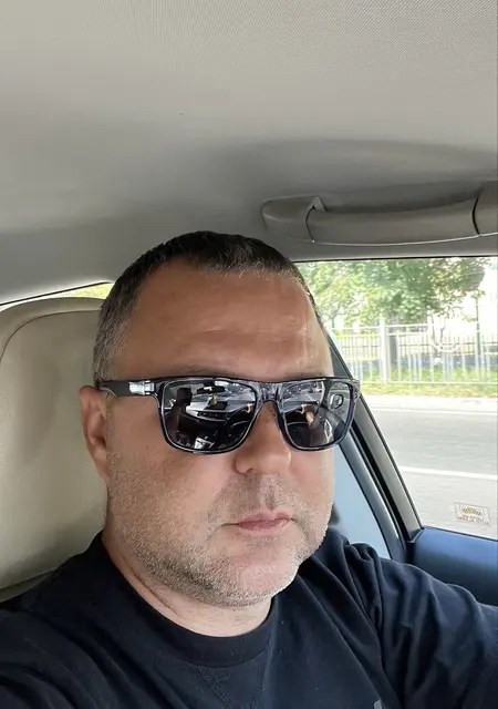 Я Віталій, 46, знакомлюсь для приятного времяпровождения в Киеве