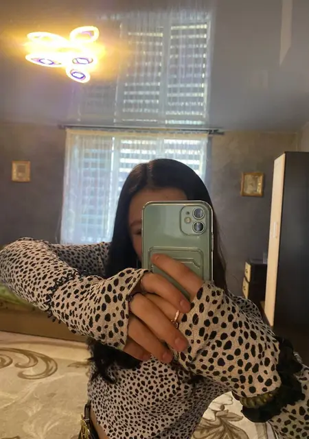 Я Даша, 19 років, знайомлюсь для дружбы у Ужгород