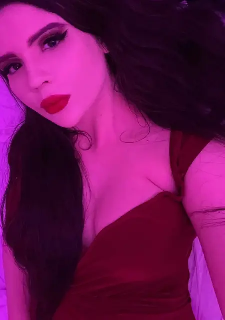 Я Elizaveta, 25, знакомлюсь для приятного времяпровождения в Берлине