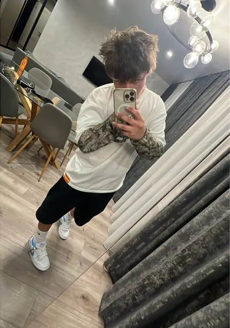 Андрей из Днепра, ищу на сайте приятное времяпровождение