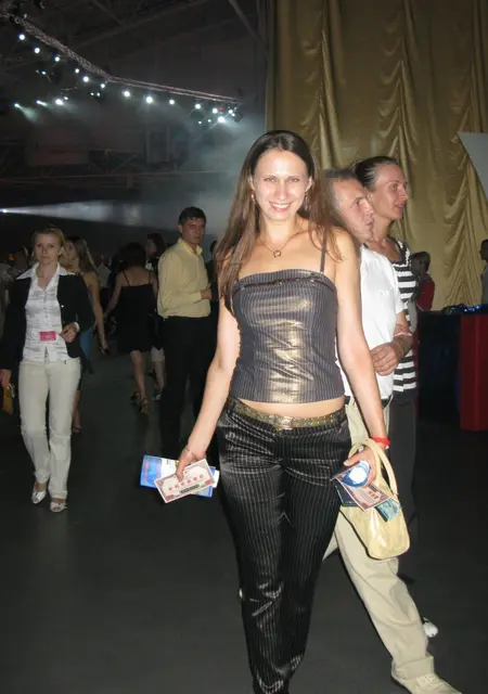 Oksana из Киева, ищу на сайте дружбу