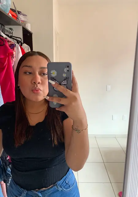 Я Dania, 23, из Гвадалахары, ищу знакомство для дружбы