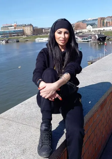 Я Black Xs, 37, из Варшавы, ищу знакомство