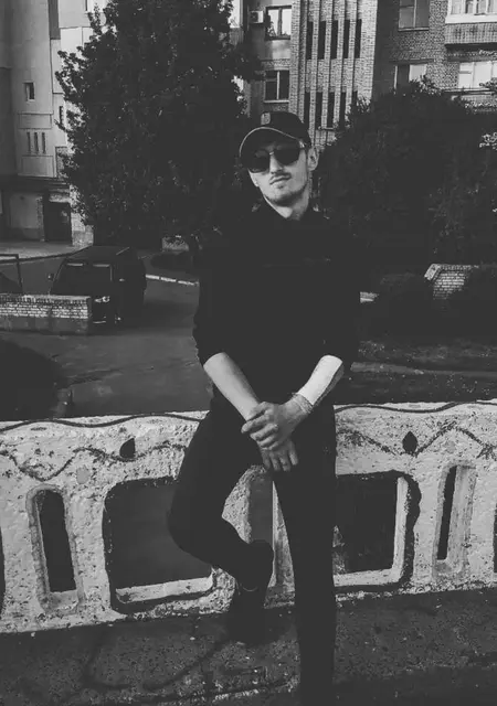 Андрій из Червонограда, ищу на сайте приятное времяпровождение