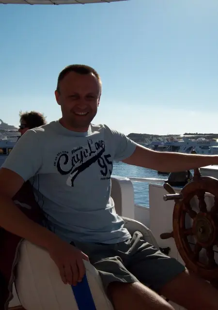 Я Сергей, 48, из Александрии, ищу знакомство для приятного времяпровождения