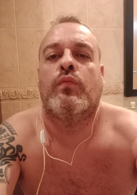 Soy Jarofg, 35 años, conociéndome para lío de una noche en Madrid