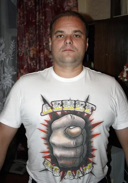 Денис из Гомеля, мне 44, познакомлюсь на одну ночь