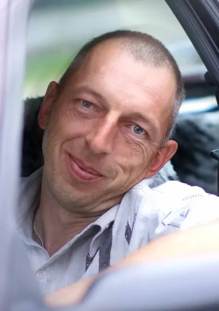 Я Игорь, 40, из Сморгони, ищу знакомства на одну ночь