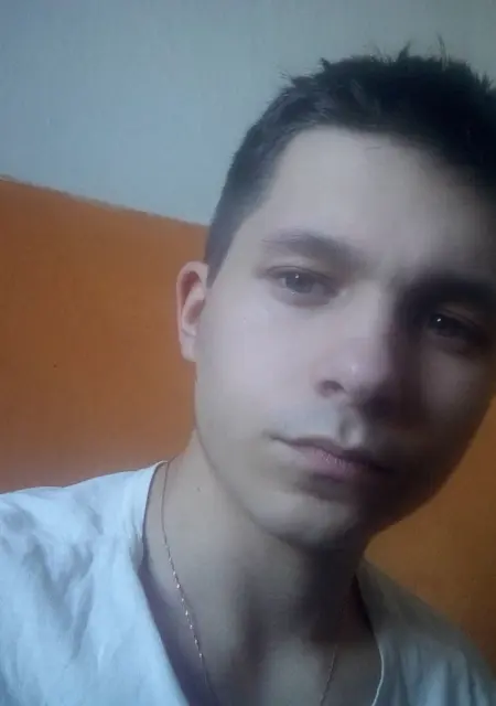 Я Влад, 24 років, знайомлюсь для вірт у Миколаєві