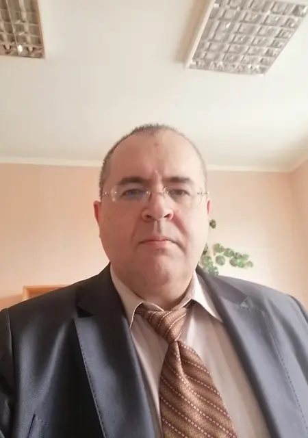 Я Георгий, 50 років, знайомлюсь для постійних стосунків у Луганську