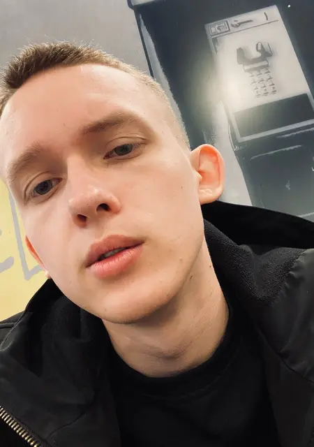 Я Макс, 30, из Актобе, ищу знакомство для приятного времяпровождения