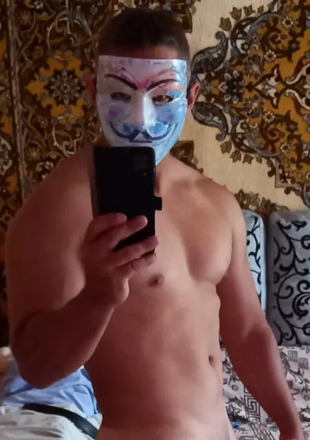 Александр из Горок, мне 35, познакомлюсь на одну ночь