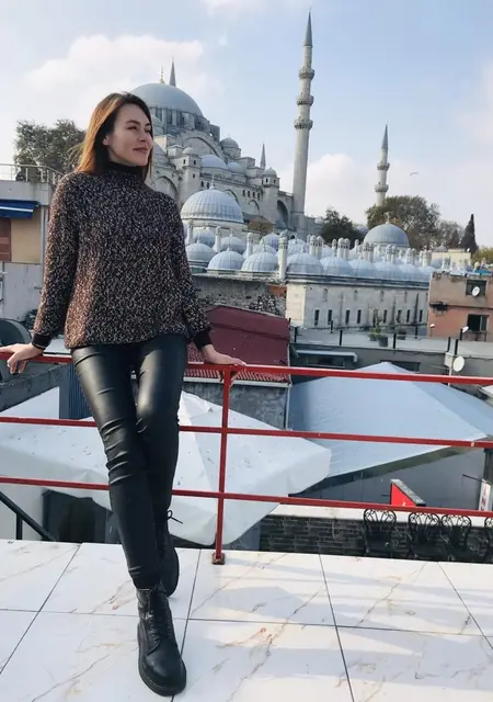 Nadya из Ханоя, мне 34, познакомлюсь для открытые отношения