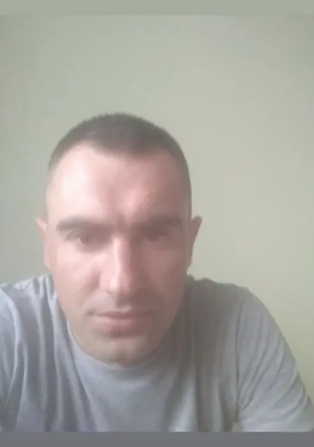 Володимир из Кривого Рога, мне 32, познакомлюсь на одну ночь