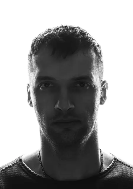 Я Володимир, 35, из Павлограда, ищу знакомства без обязательств