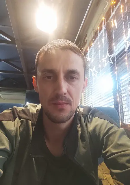 Макс из Новопскова, ищу на сайте знакомства на одну ночь