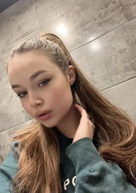 Милана из Франкфурта-на-майне, ищу на сайте знакомства на одну ночь