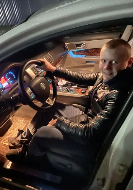 Я Skip, 27, знакомлюсь на одну ночь в Борисове