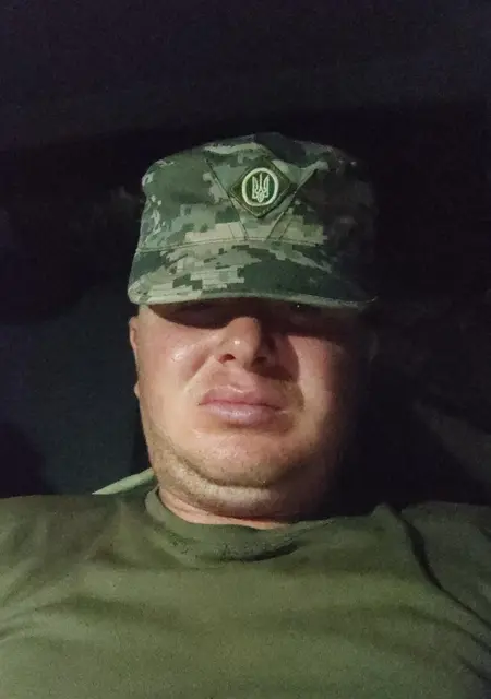 Олександр з Павлограда, мені 26 років, познайомлюсь на одну ніч