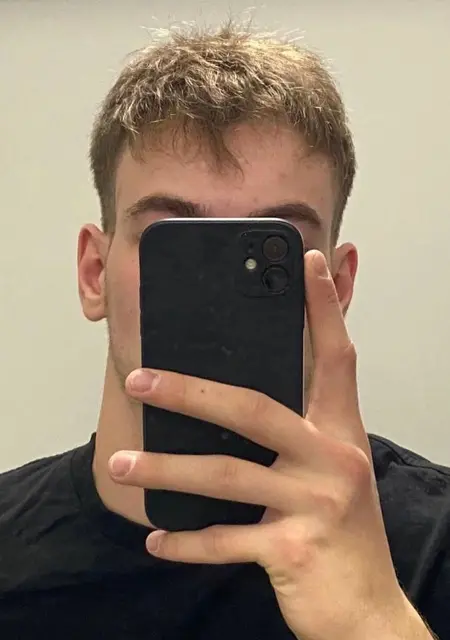 Михаил из Мариуполя, мне 21, познакомлюсь без обязательств