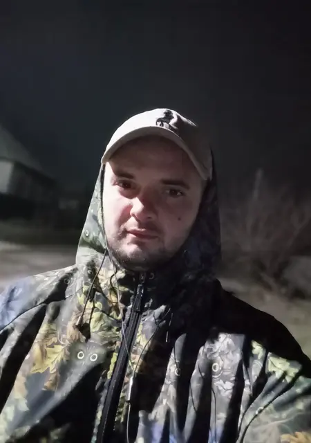 Евгений из Килии, мне 26, познакомлюсь без обязательств