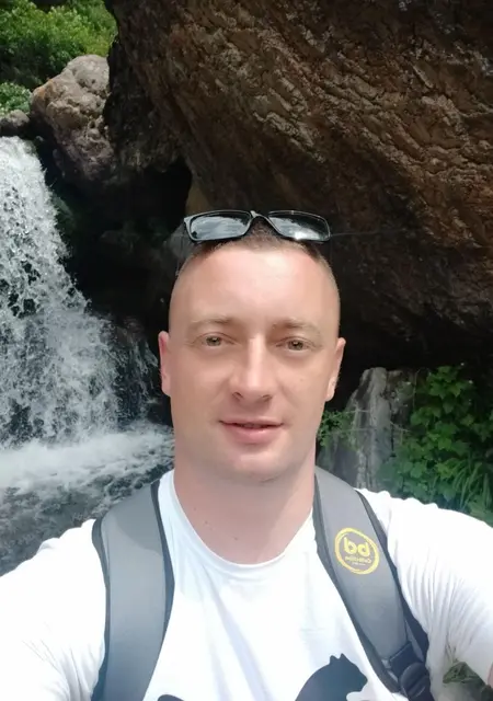 Евгений из Гомеля, мне 42, познакомлюсь для постоянных отношений