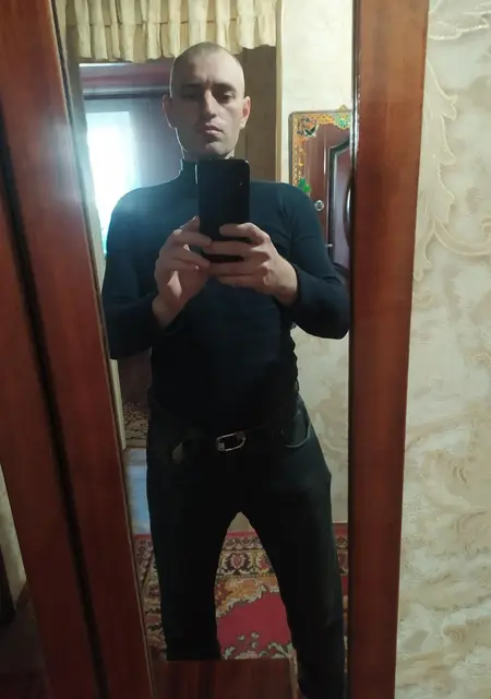Я Andrej, 40, знакомлюсь без обязательств в Кривом Роге