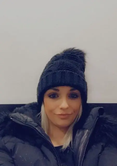 Katie из Лондона