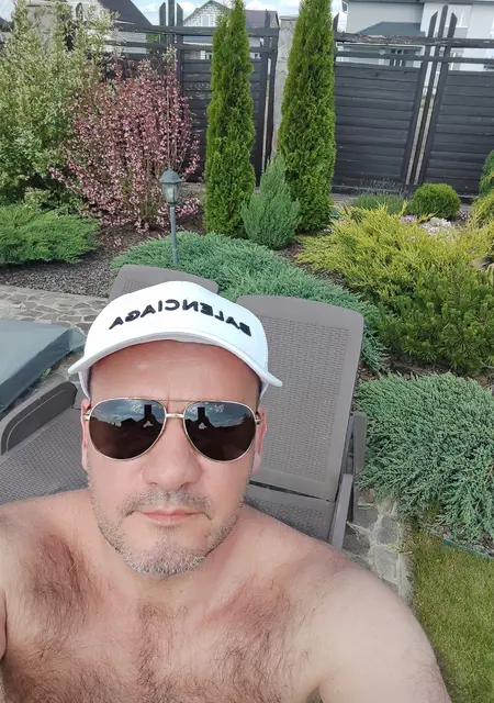 Я Евгений, 43, из Мариуполя, ищу знакомство для постоянных отношений