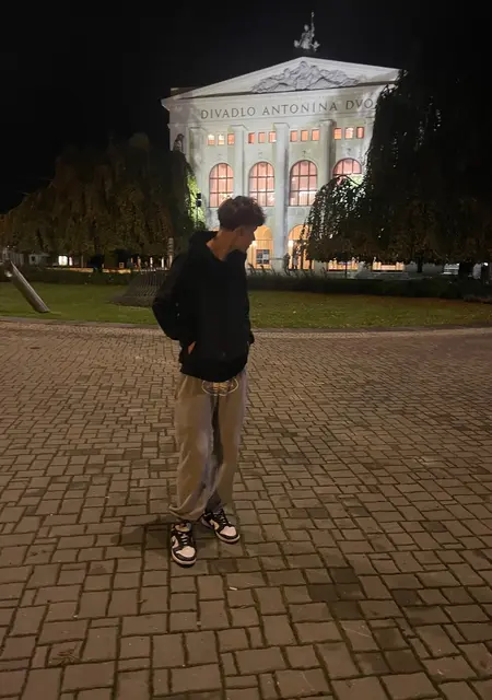 Stepikk из Гавиржов, ищу на сайте знакомства на одну ночь