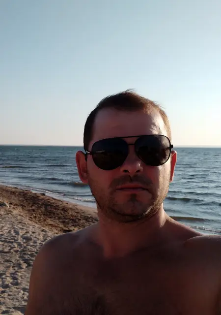 Я Денис, 44, из Донецка, ищу знакомство для дружбы